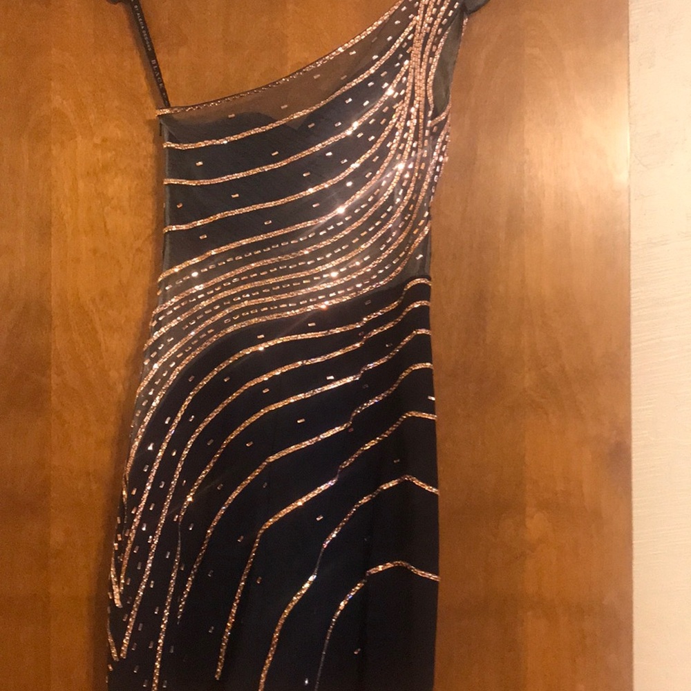 Prom Dress - Picture 2 of 4
